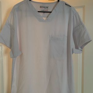 Men’s scrub top